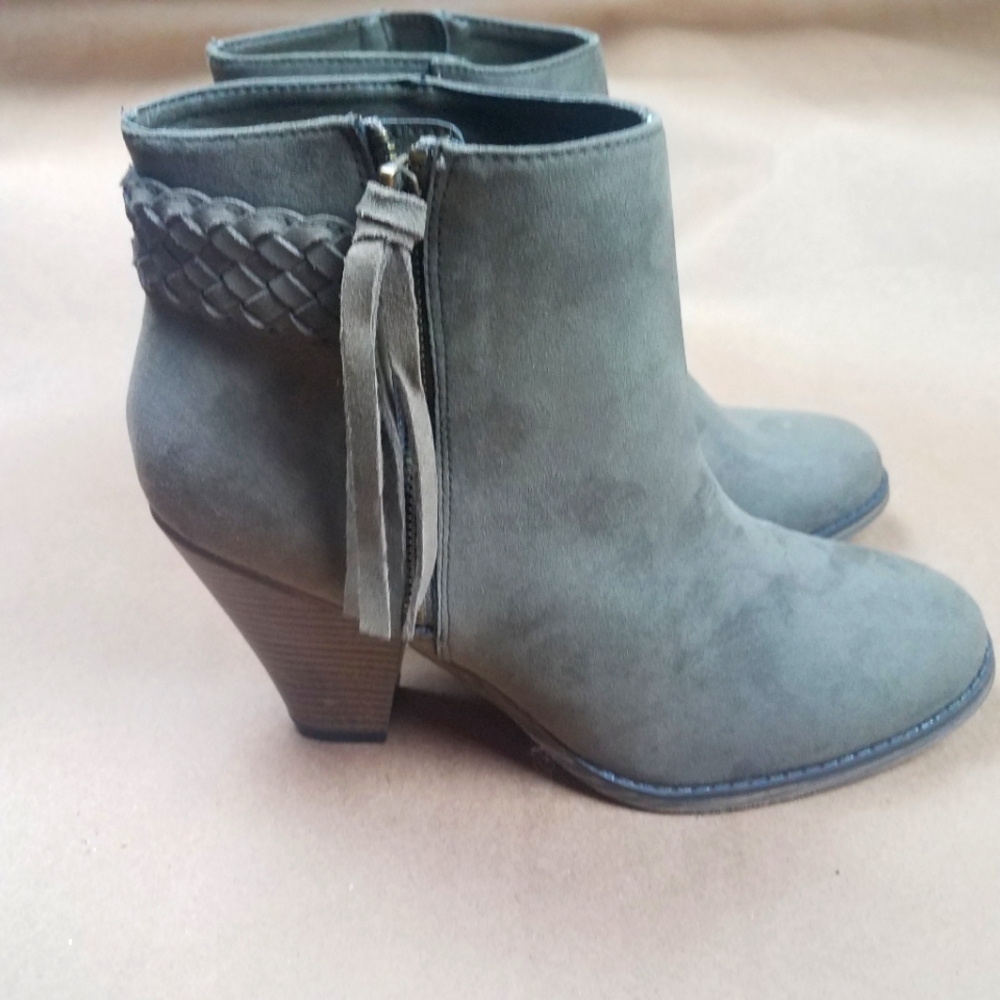 Nwob Mia Finnegan Ankle Bootie